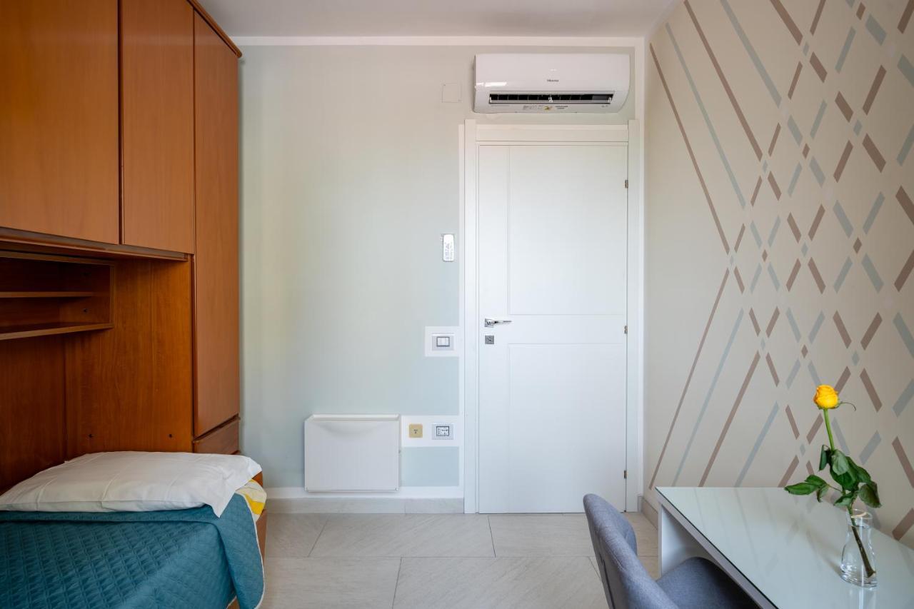Kalbia Apartment Or Rooms Renovated, Functional, Intimate And More Кальяри Экстерьер фото
