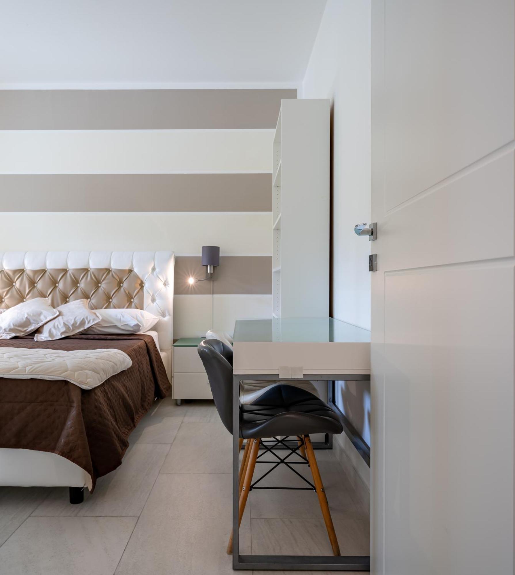 Kalbia Apartment Or Rooms Renovated, Functional, Intimate And More Кальяри Экстерьер фото